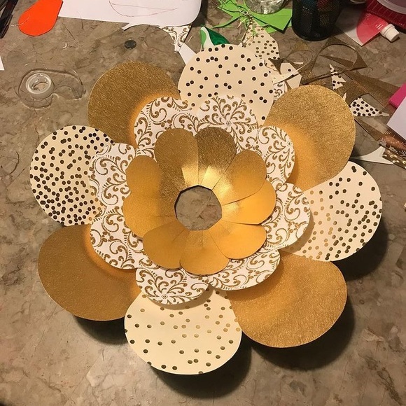 Handmade Flowers - Picture 3 of 5